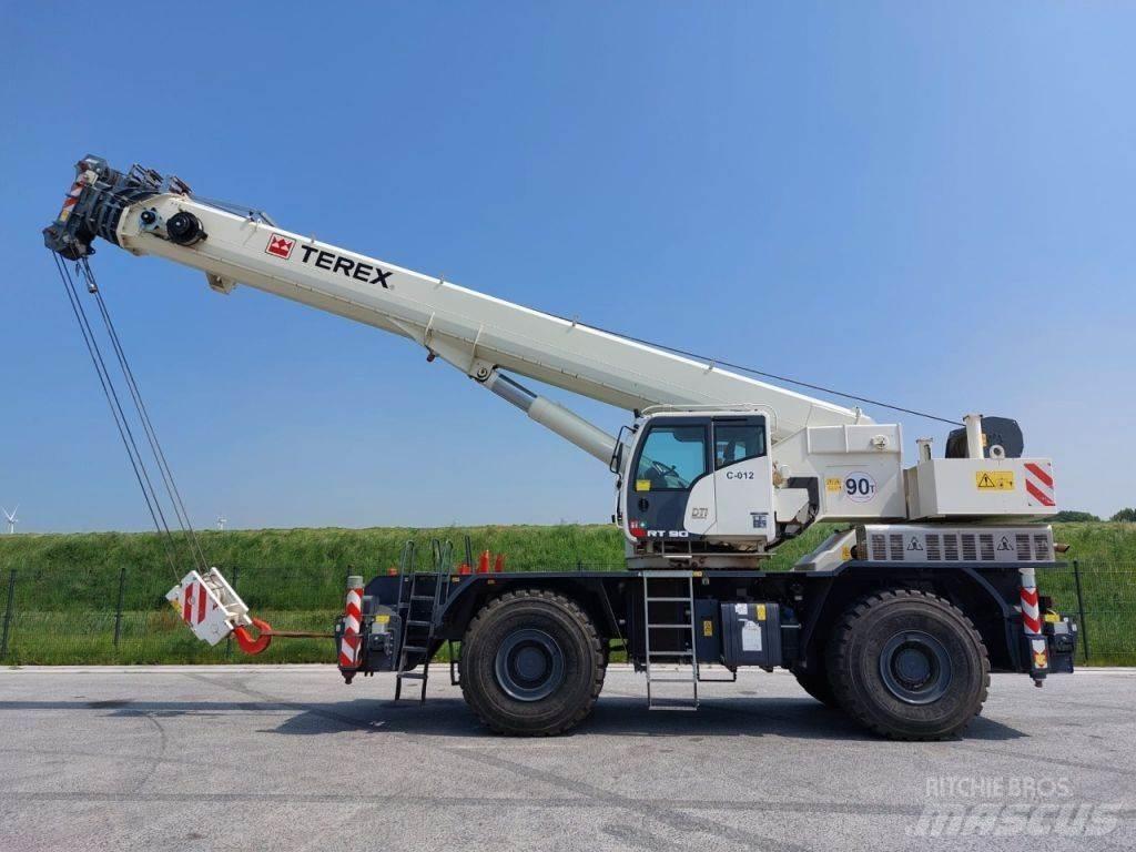 Terex RT 90 Jeřáby pro těžký terén