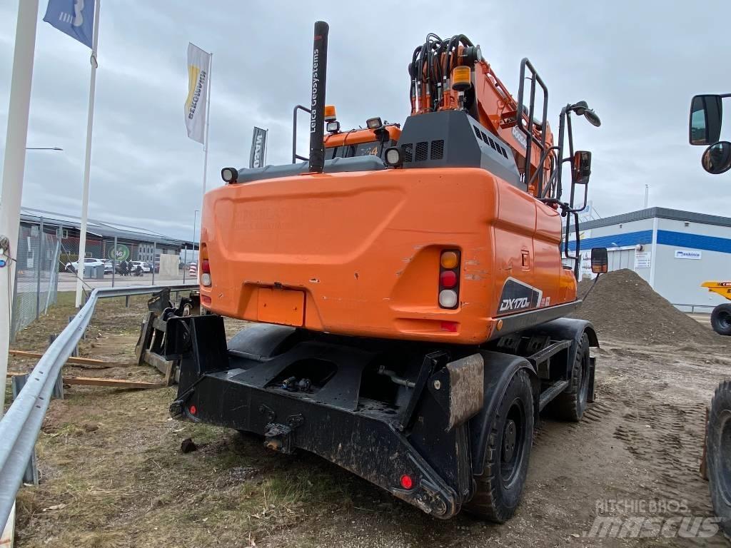 Doosan DX170W-5 Kolová rýpadla