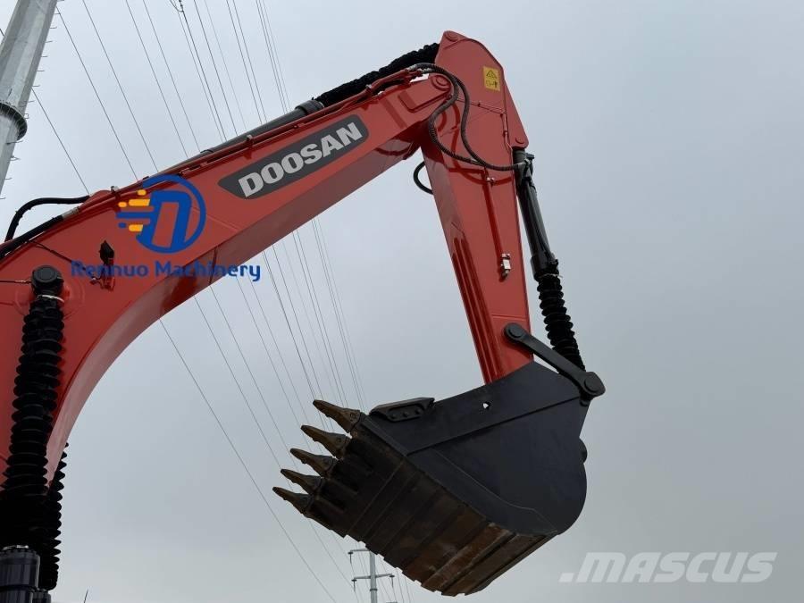 Doosan DX 300LC-9C Pásová rýpadla
