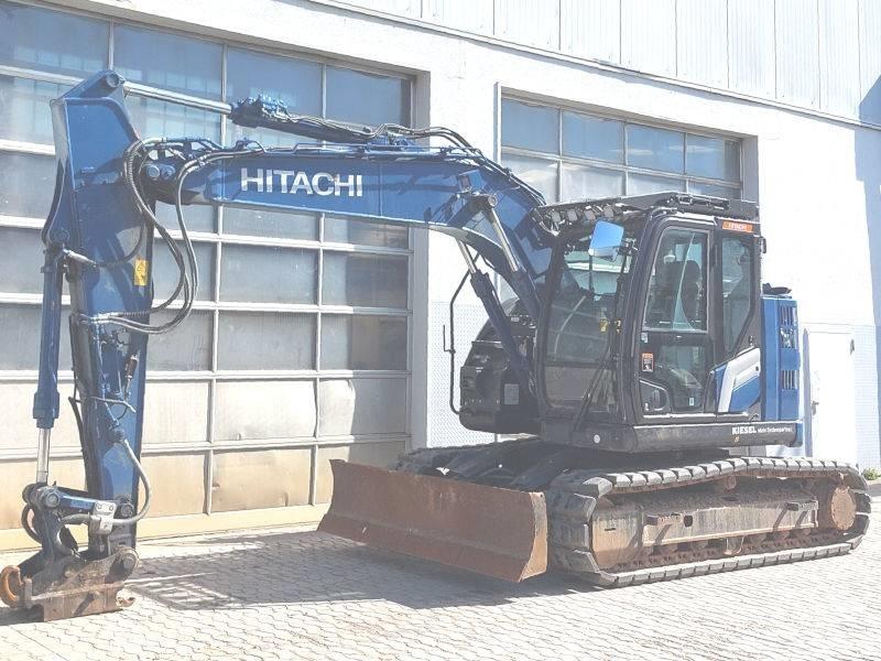 Hitachi ZX 135 US-7 Pásová rýpadla
