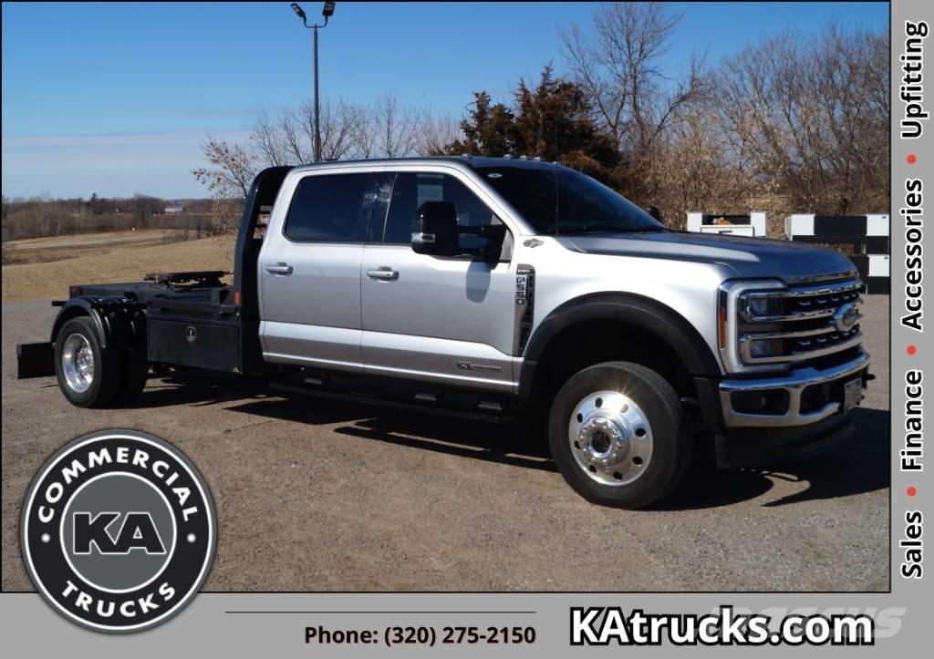 Ford F 550 SD Lariat Nákladní vozidlo bez nástavby