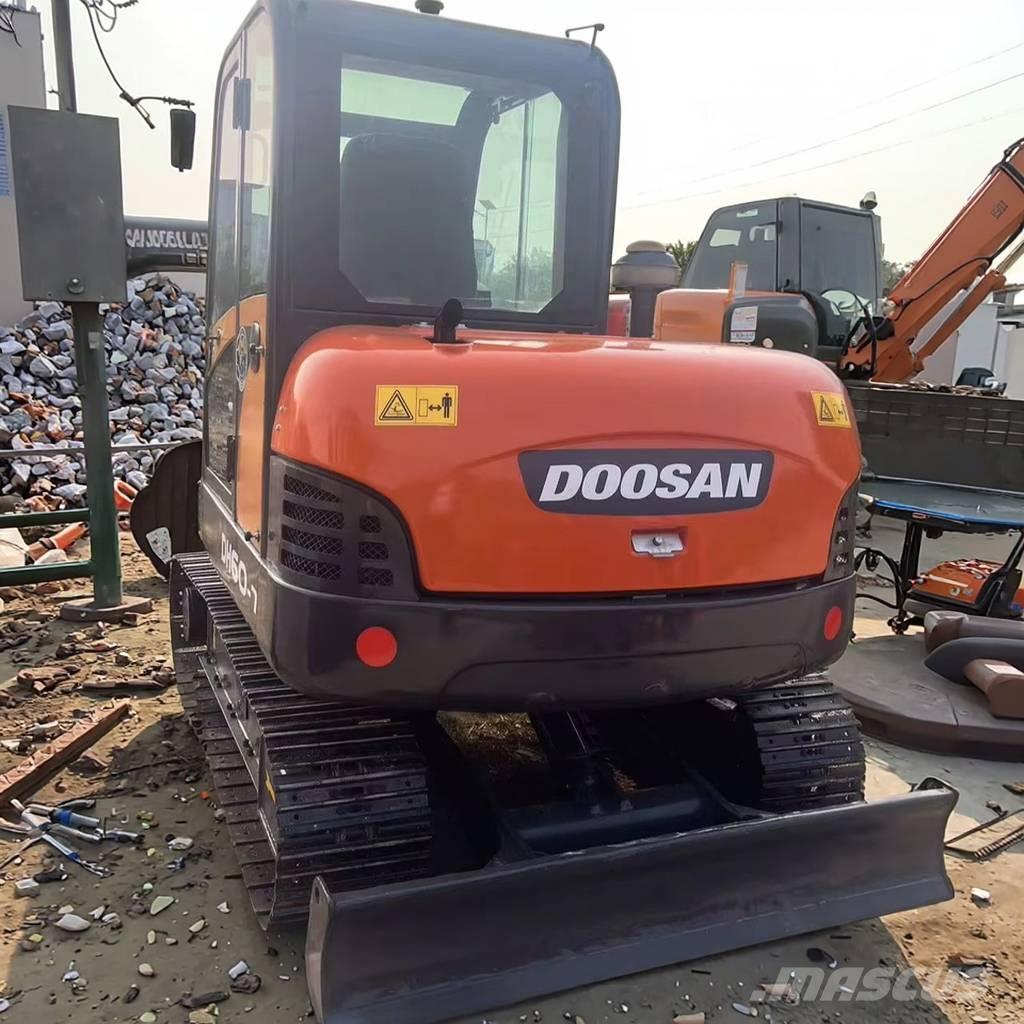 Doosan DH 60 Mini rýpadla < 7t