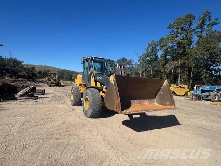 John Deere 624KII Kolové nakladače