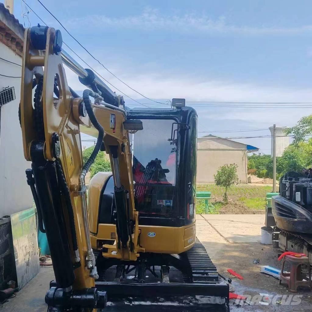 CAT 303.5 E CR Mini rýpadla < 7t