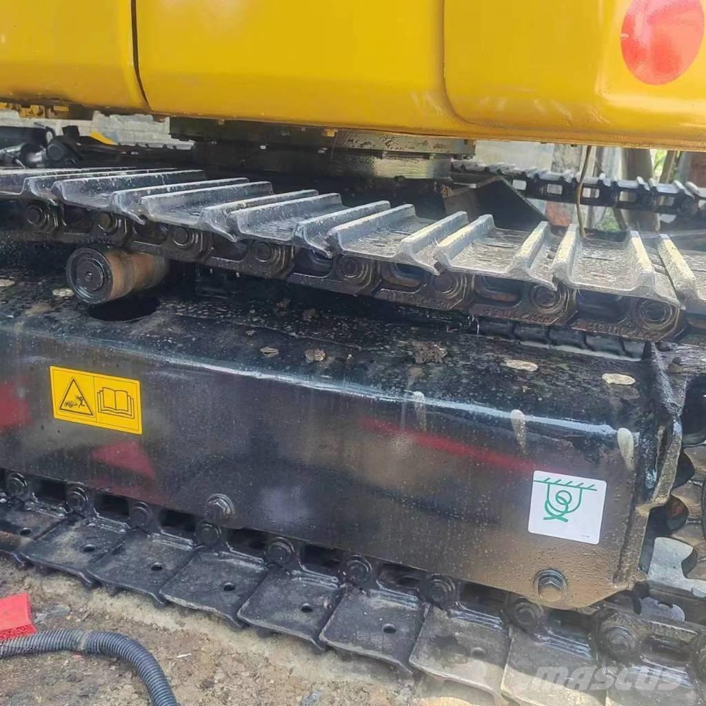 CAT 303.5 E CR Mini rýpadla < 7t