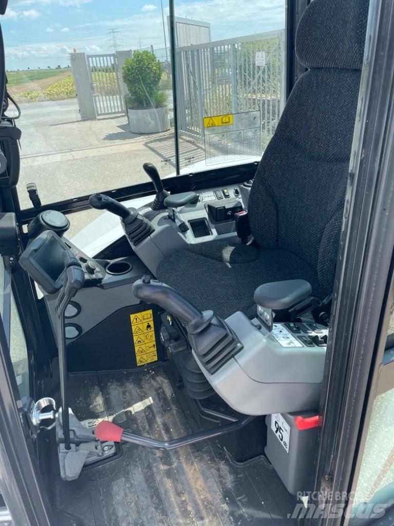 Bobcat E55z Mini rýpadla < 7t