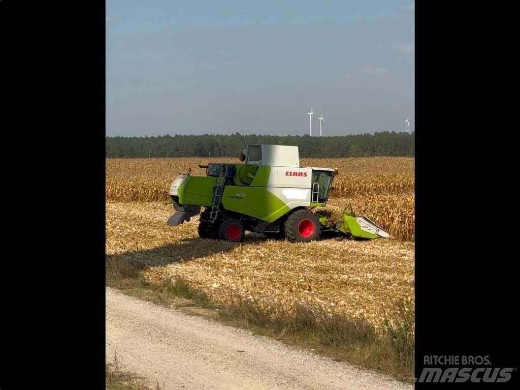 CLAAS Tucano 420 Sklízecí mlátičky
