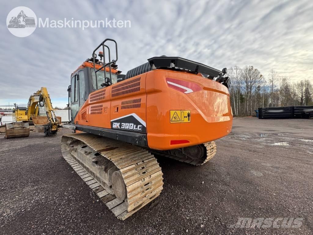 Doosan DX 300 LC Pásová rýpadla