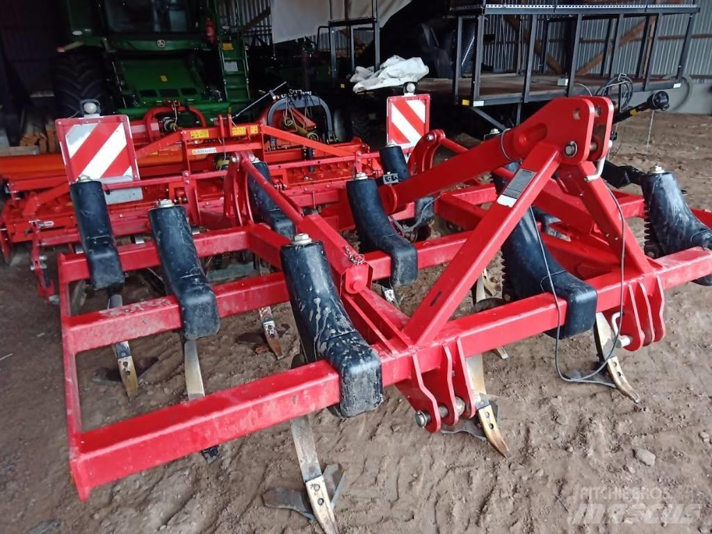 Horsch Terrano 3 FX Kultivátory