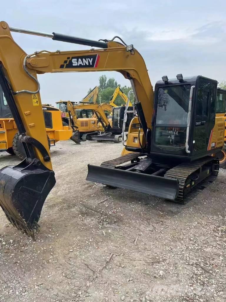 Sany SY75C Midi rýpadla 7t - 12t