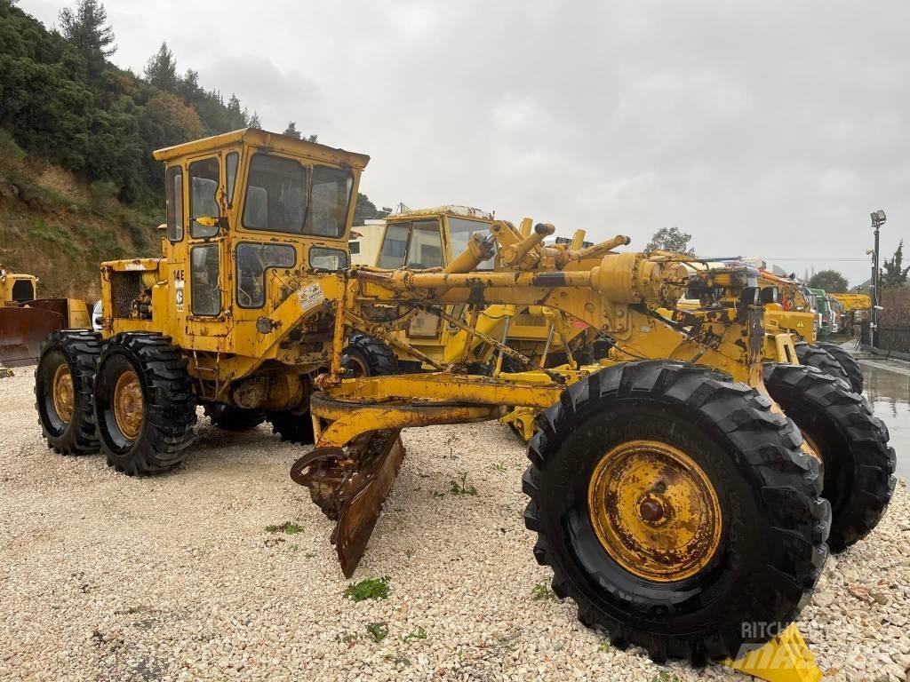 CAT 14 E Grejdry
