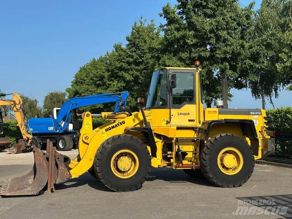 Komatsu WA270-3 Kolové nakladače