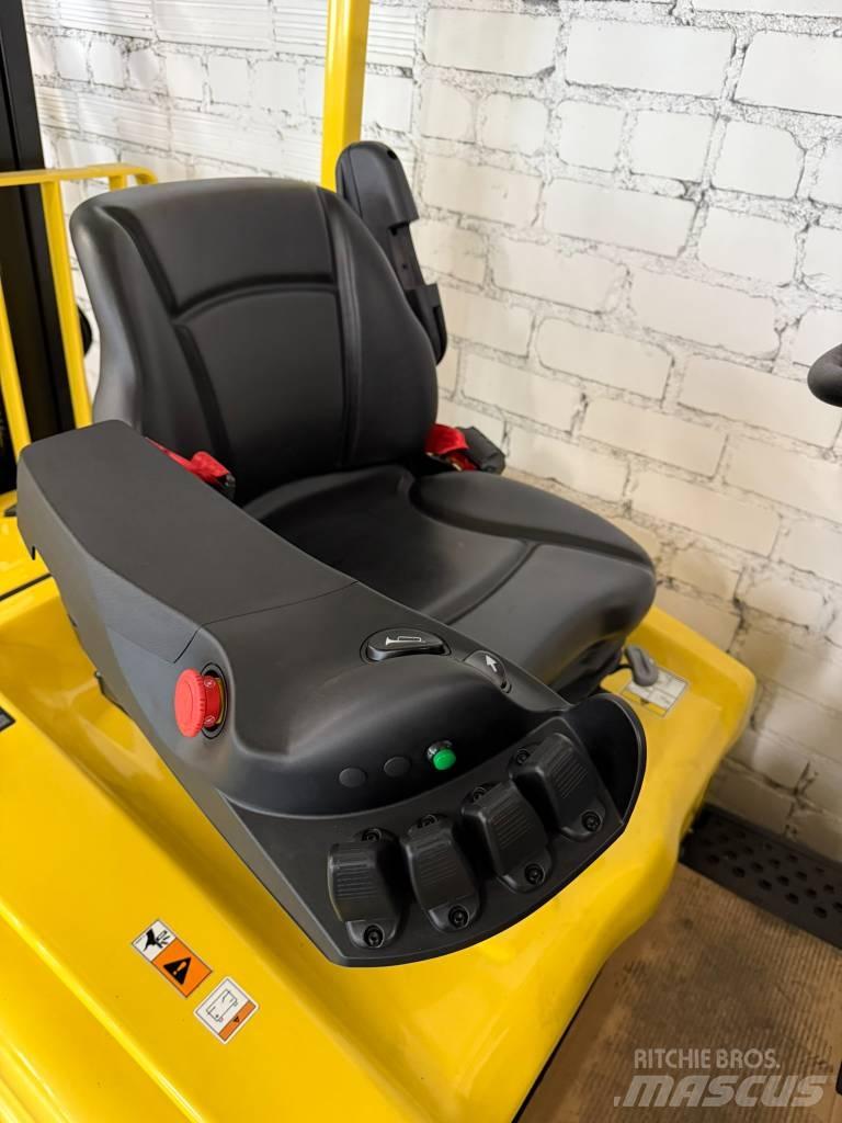 Hyster J1.6XN Akumulátorové vozíky