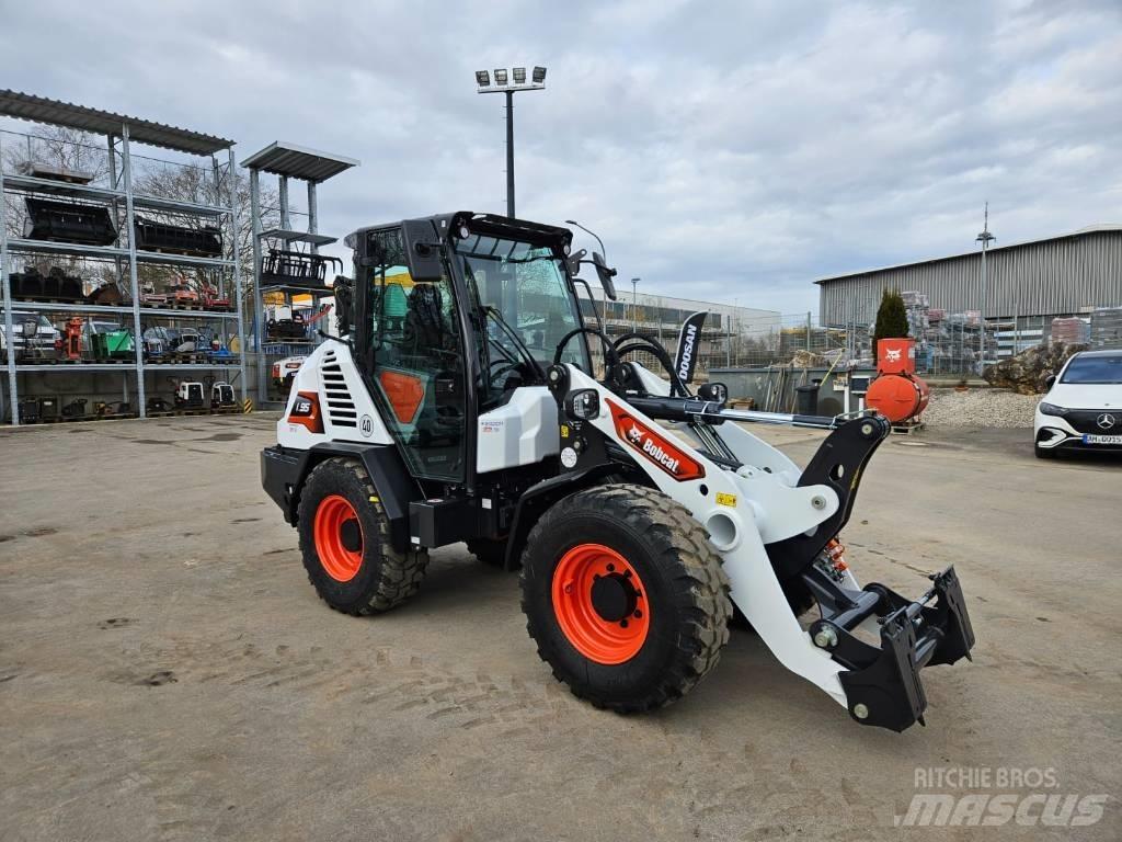 Bobcat L95 Kolové nakladače