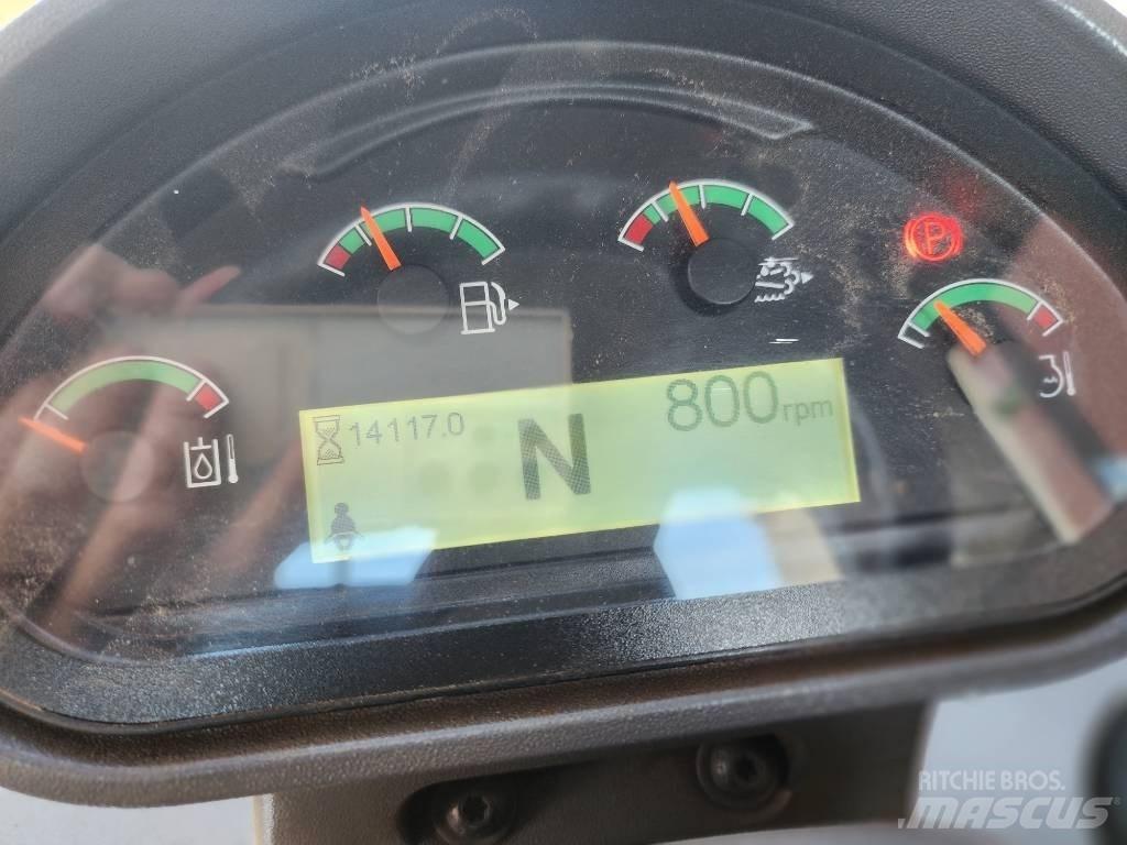 CAT 938M Kolové nakladače