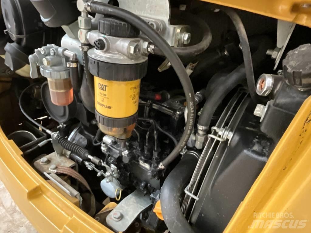 CAT 301.7 D Mini rýpadla < 7t