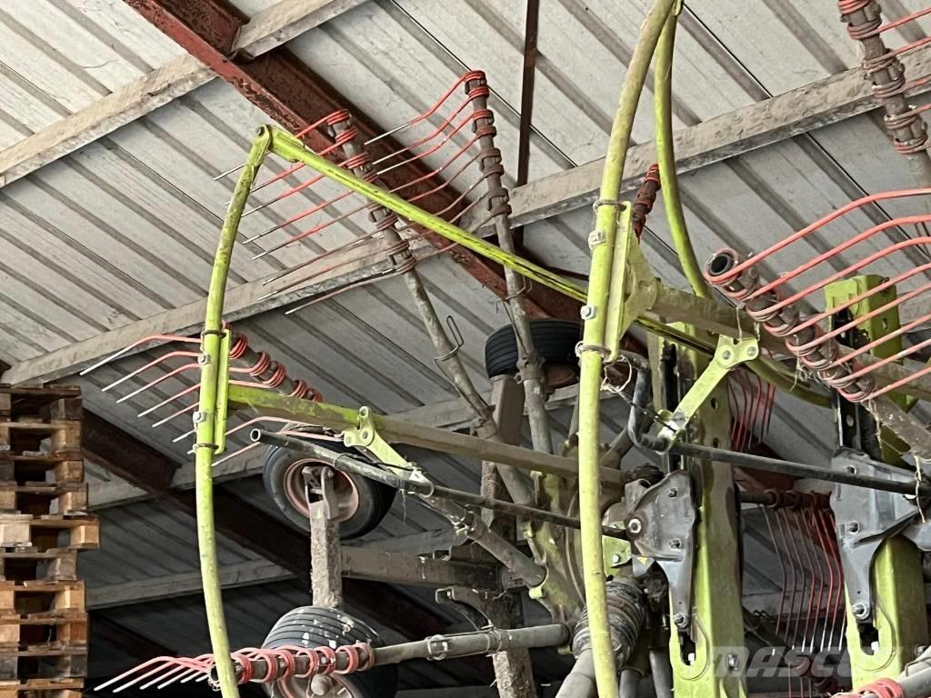 CLAAS Liner 2700 Řádkovače