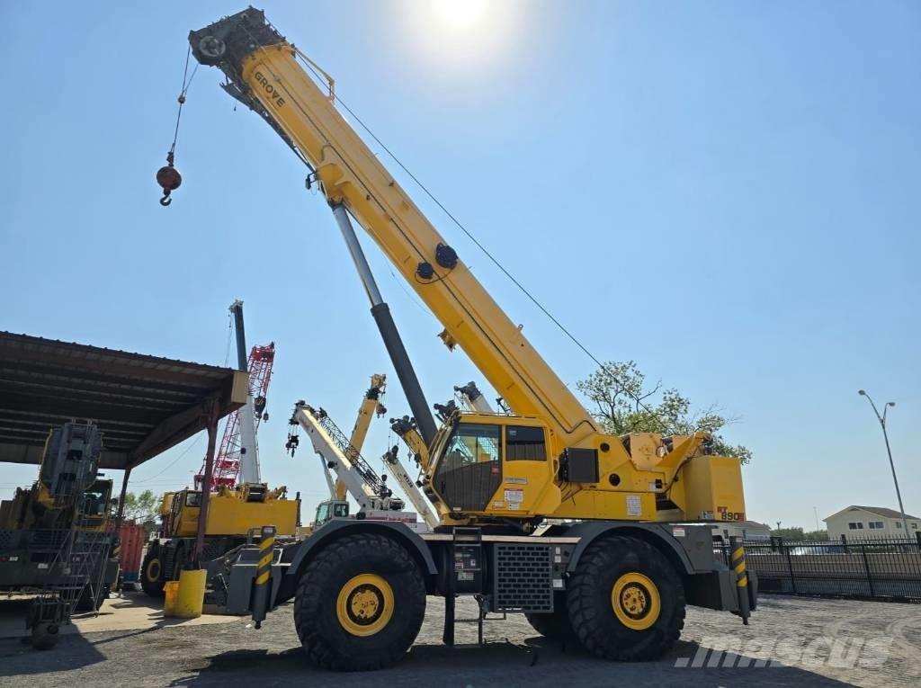 Grove RT 890 E Jeřáby pro těžký terén