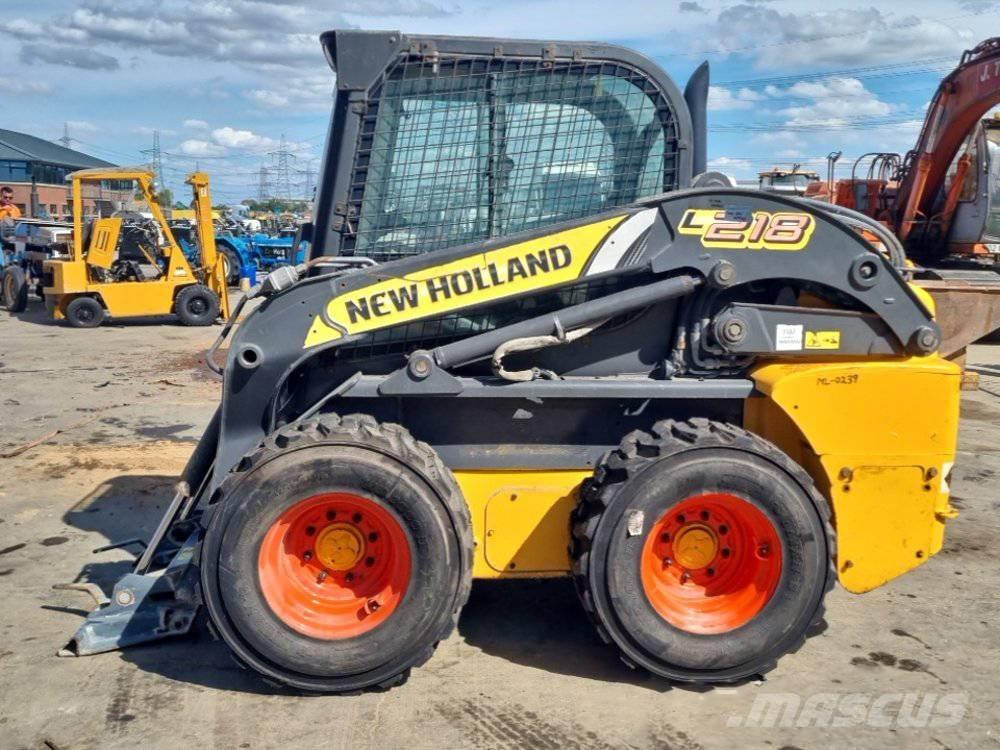 New Holland L 218 Smykem řízené nakladače