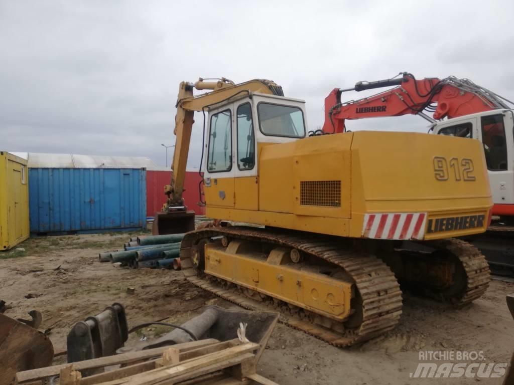 Liebherr R 912 Pásová rýpadla