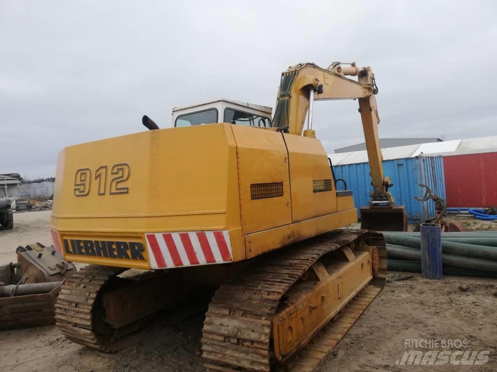 Liebherr R 912 Pásová rýpadla