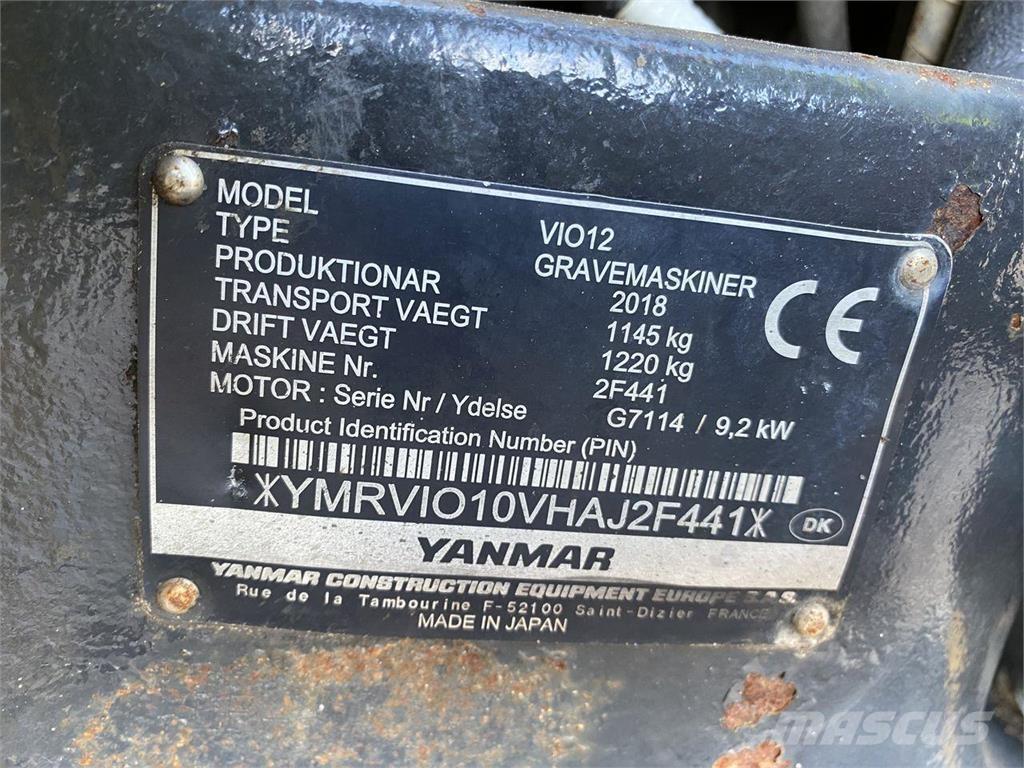Yanmar VIO12 Kolová rýpadla