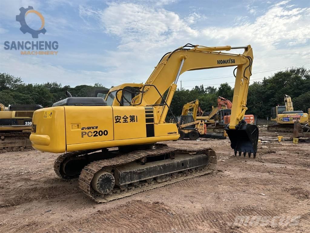 Komatsu PC 200-6 Pásová rýpadla