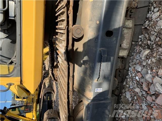 Komatsu PC 300 Pásová rýpadla