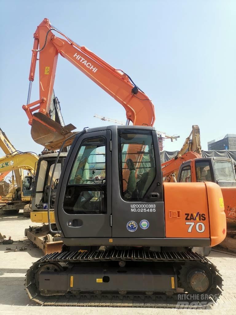 Hitachi ZX 70 Pásová rýpadla