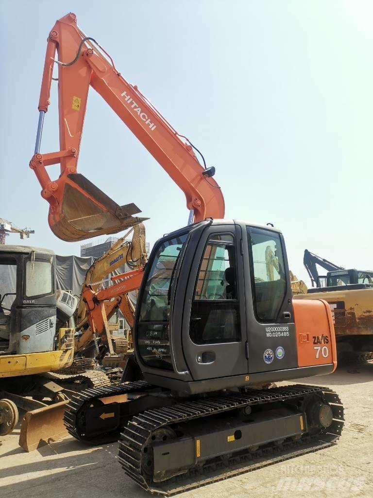 Hitachi ZX 70 Pásová rýpadla