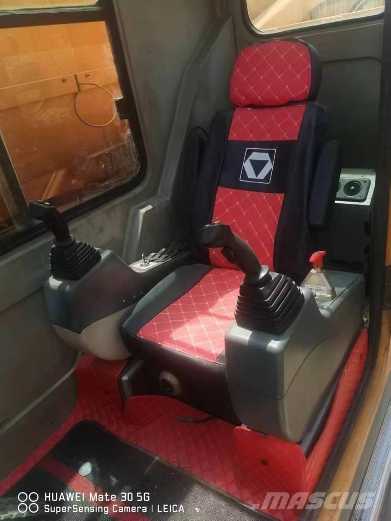 XCMG QY 100K Jeřáby pro těžký terén