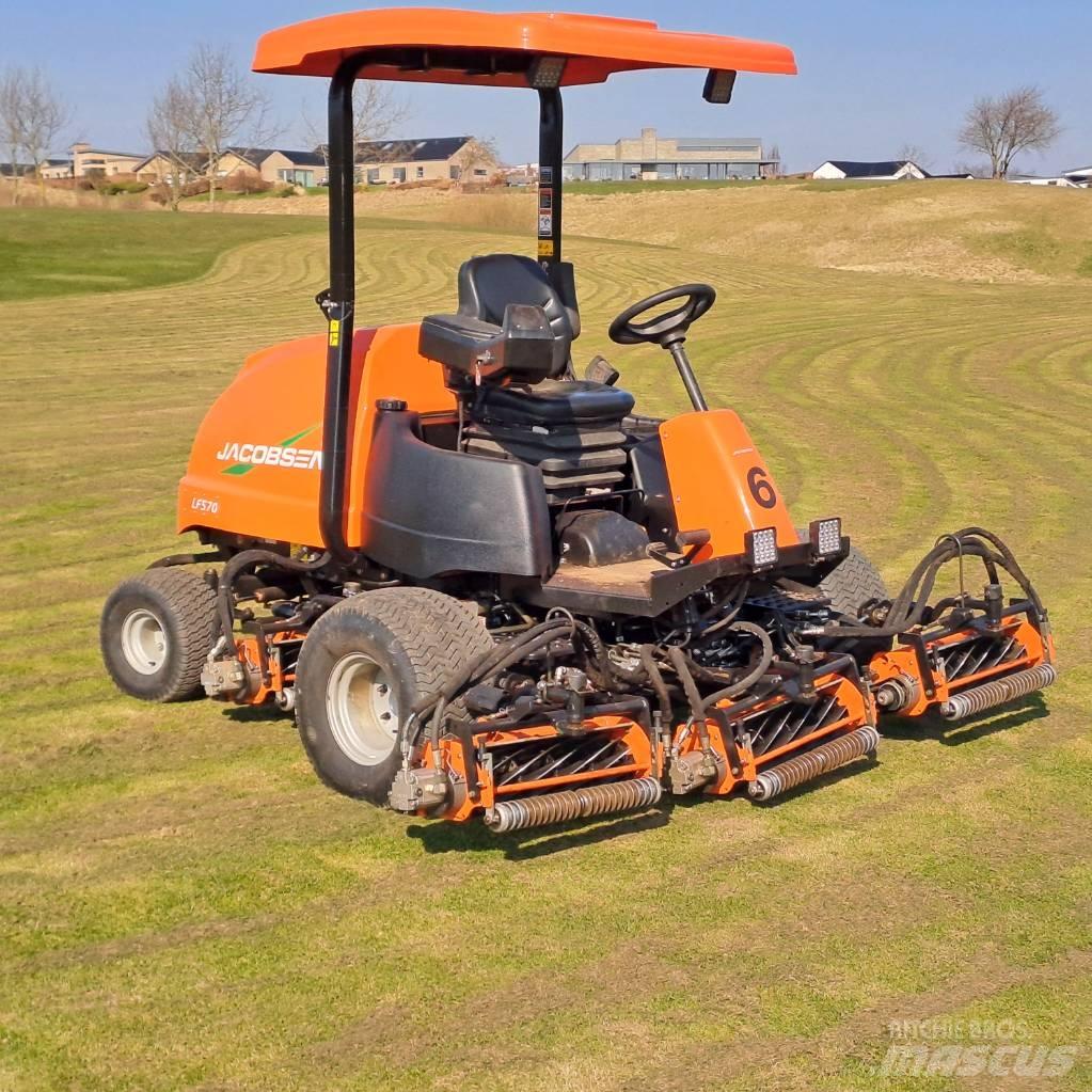 Jacobsen LF570 Sekačky fervejí