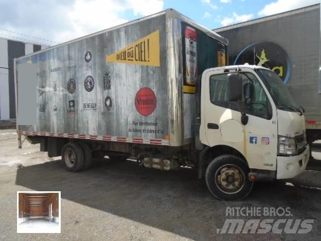 Hino 195 D Skříňová nástavba