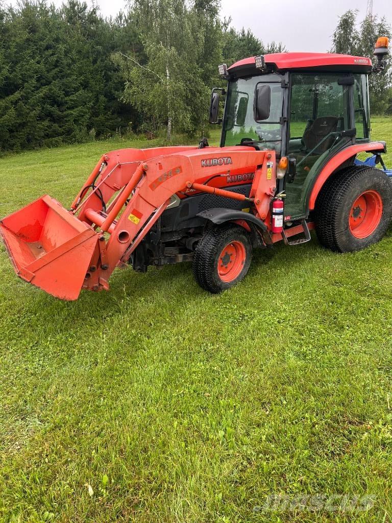 Kubota L 4240 Kompaktní traktory