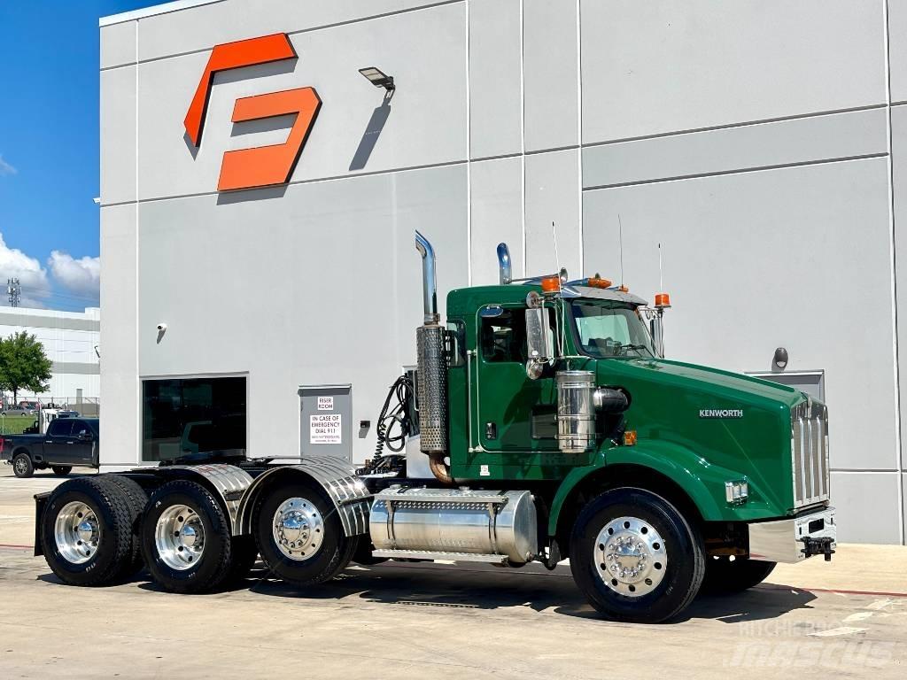 Kenworth T 800 Tahače
