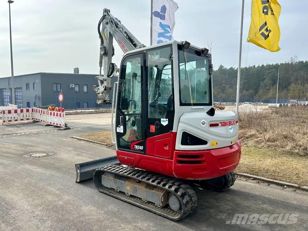Takeuchi TB 240 Mini rýpadla < 7t