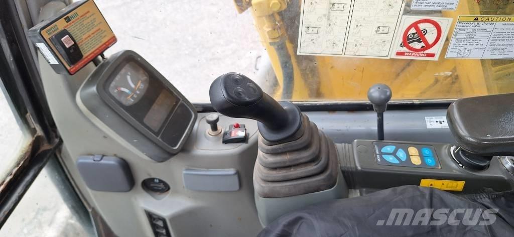 Kobelco E70SR Pásová rýpadla