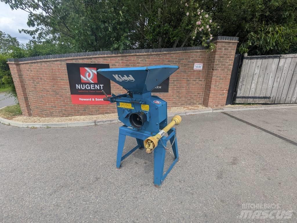  KIDD 6" ROLLER MILL Krmítka, krmné žlaby