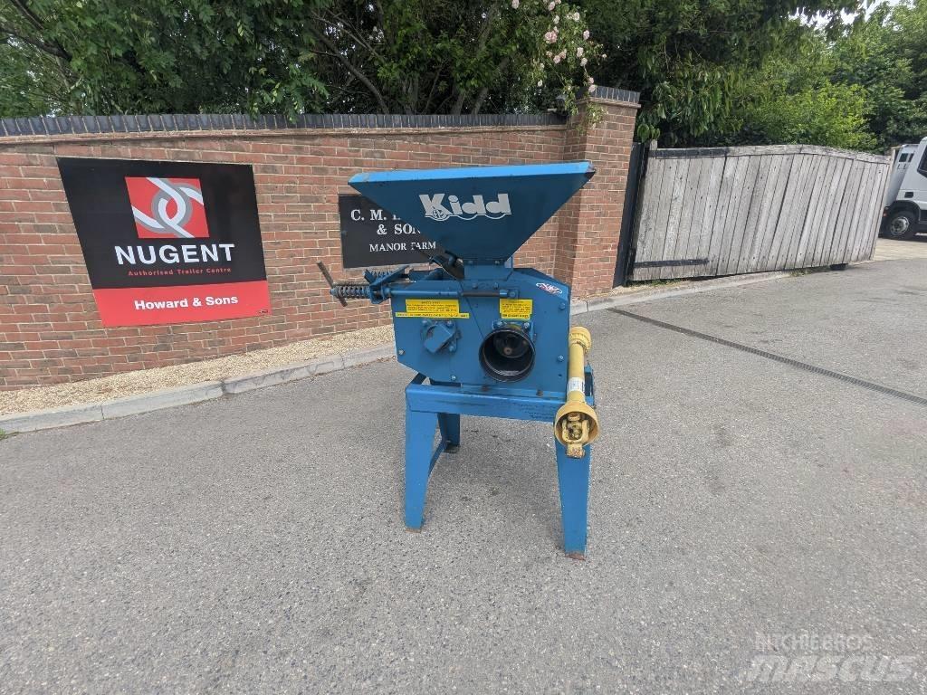 KIDD 6" ROLLER MILL Krmítka, krmné žlaby