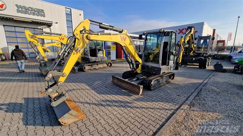 Wacker Neuson ET42 Pásová rýpadla