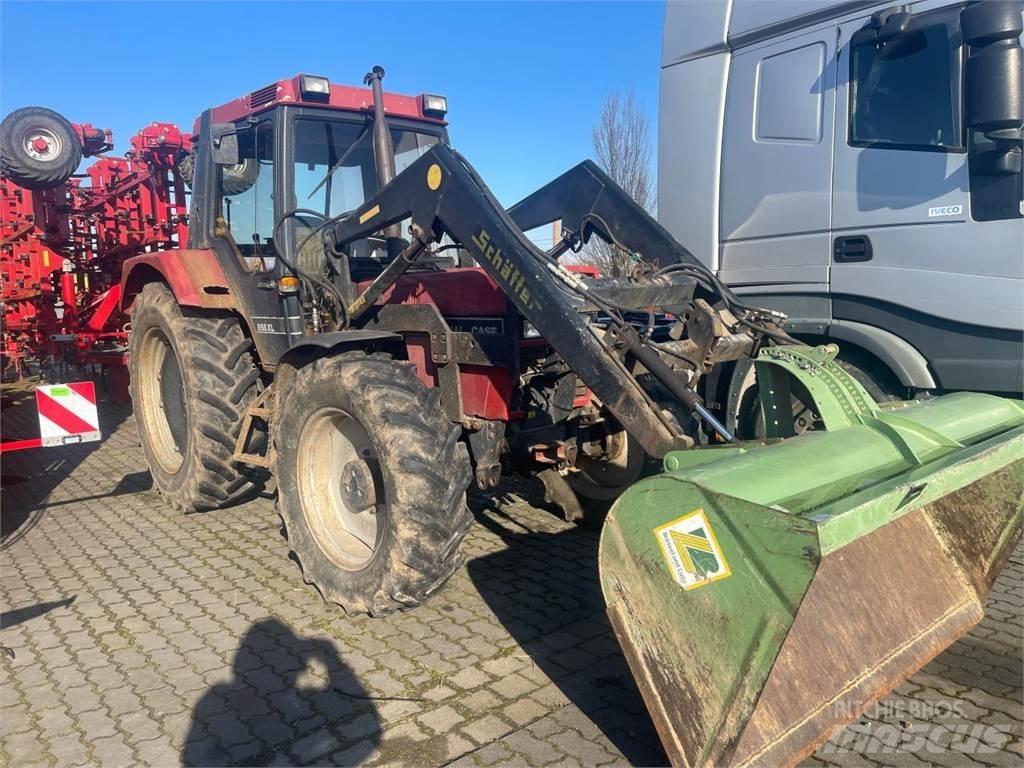 Case IH 856 XL Traktory