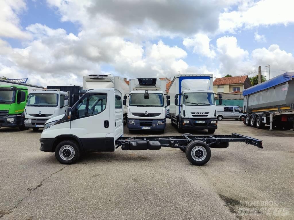 Iveco DAILY 35S16 Nákladní vozidlo bez nástavby