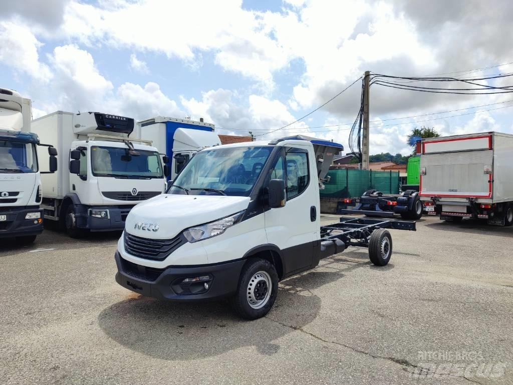 Iveco DAILY 35S16 Nákladní vozidlo bez nástavby