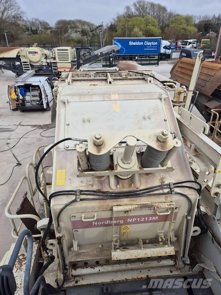 Metso LT 1213 Drtící zařízení
