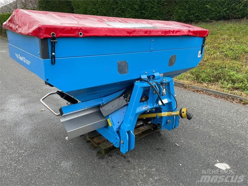 Lemken Tauri 12 Rozmetadlo minerálních hnojiv
