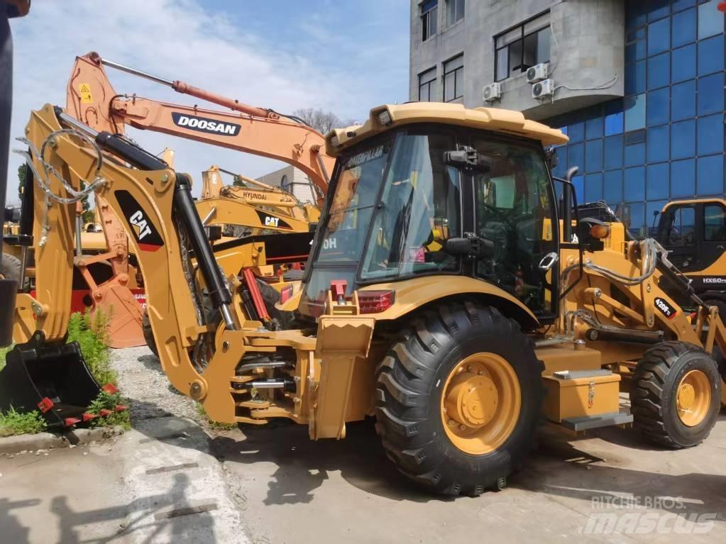 CAT 420 F Rýpadlo-nakladače