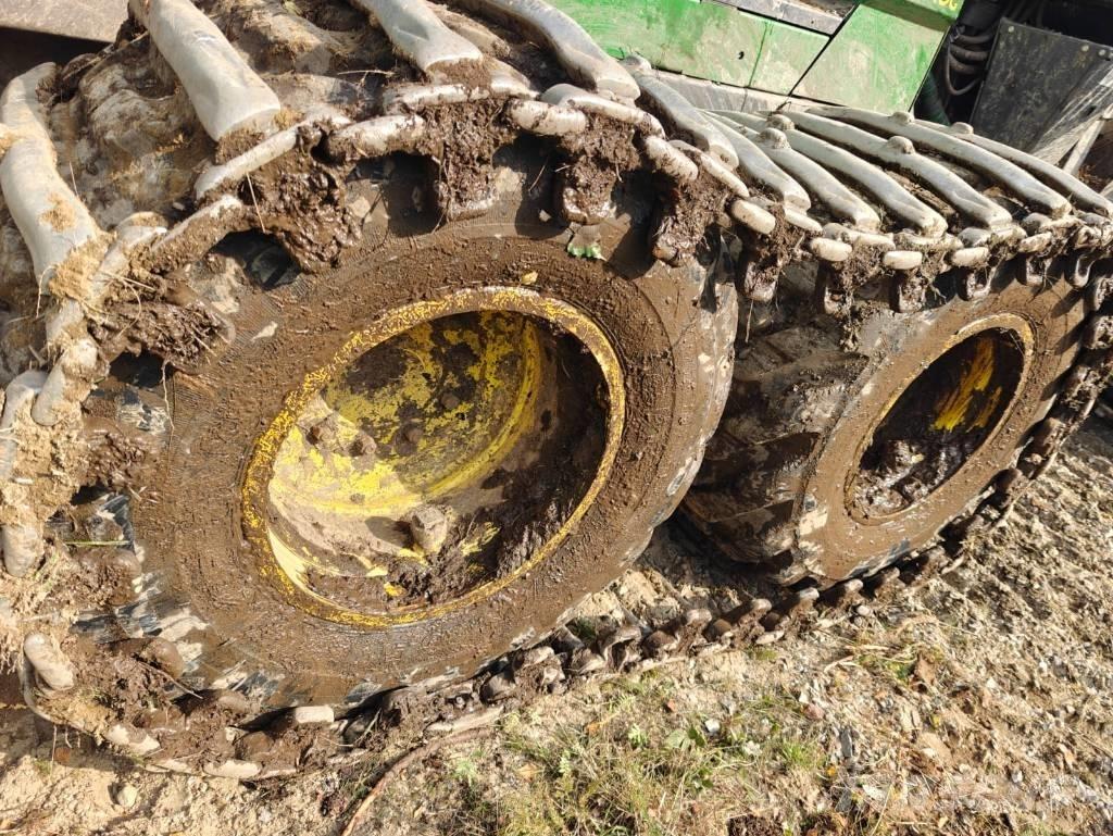 John Deere 1010 G Vyvážecí traktory