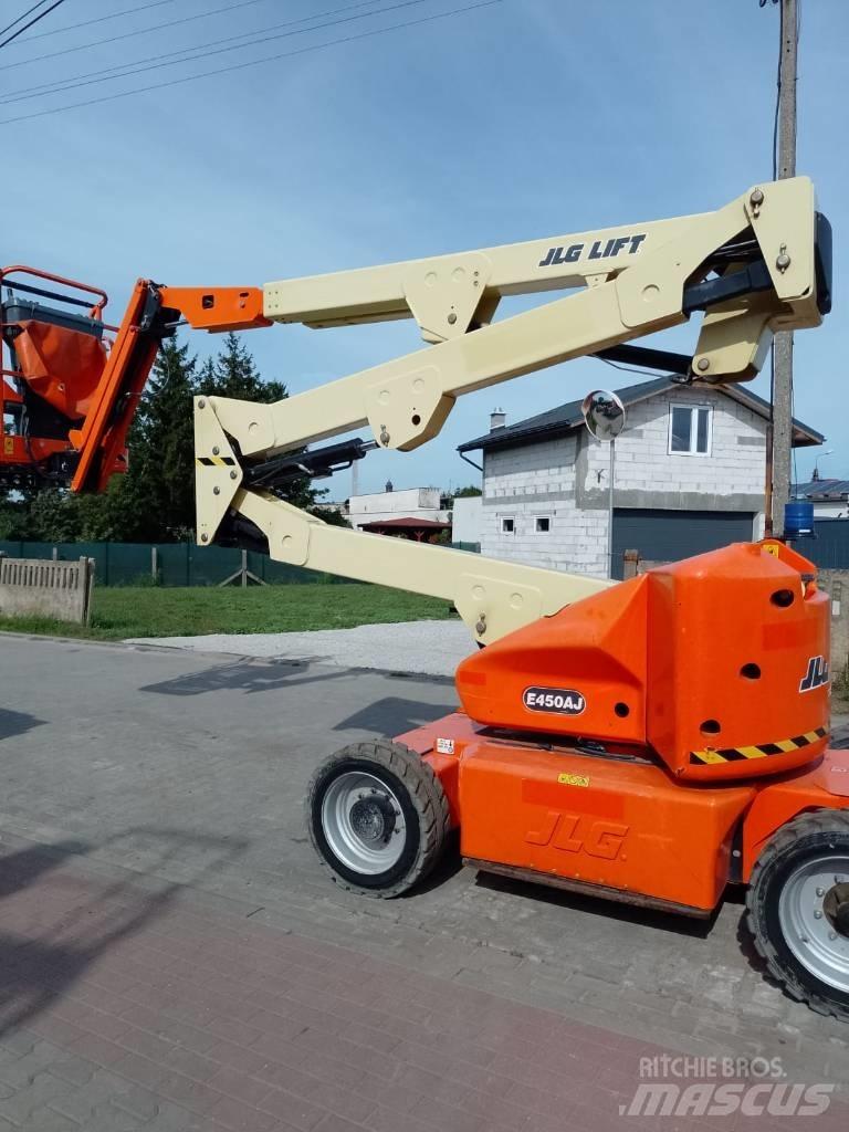 JLG E 450 AJ Kloubové plošiny