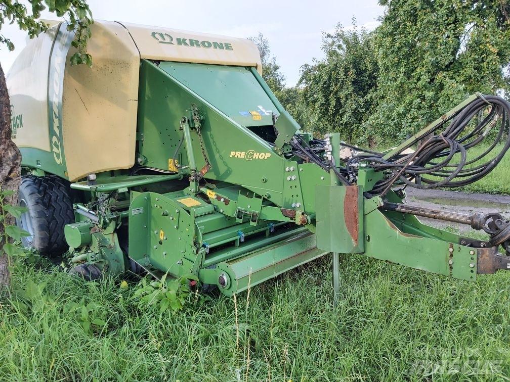 Krone Big Pack 12070 Lis na hranaté balíky