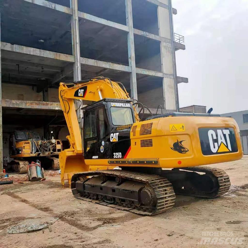 CAT 325 D Pásová rýpadla